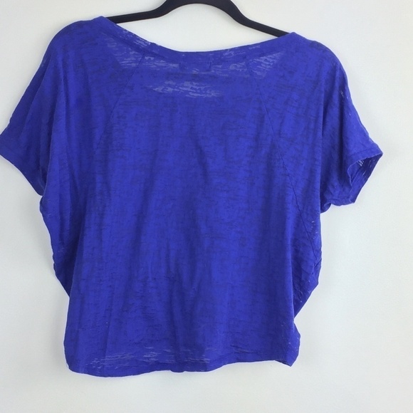 Seductions Cropped Tee Short Sleeve - Picture 2 of 8